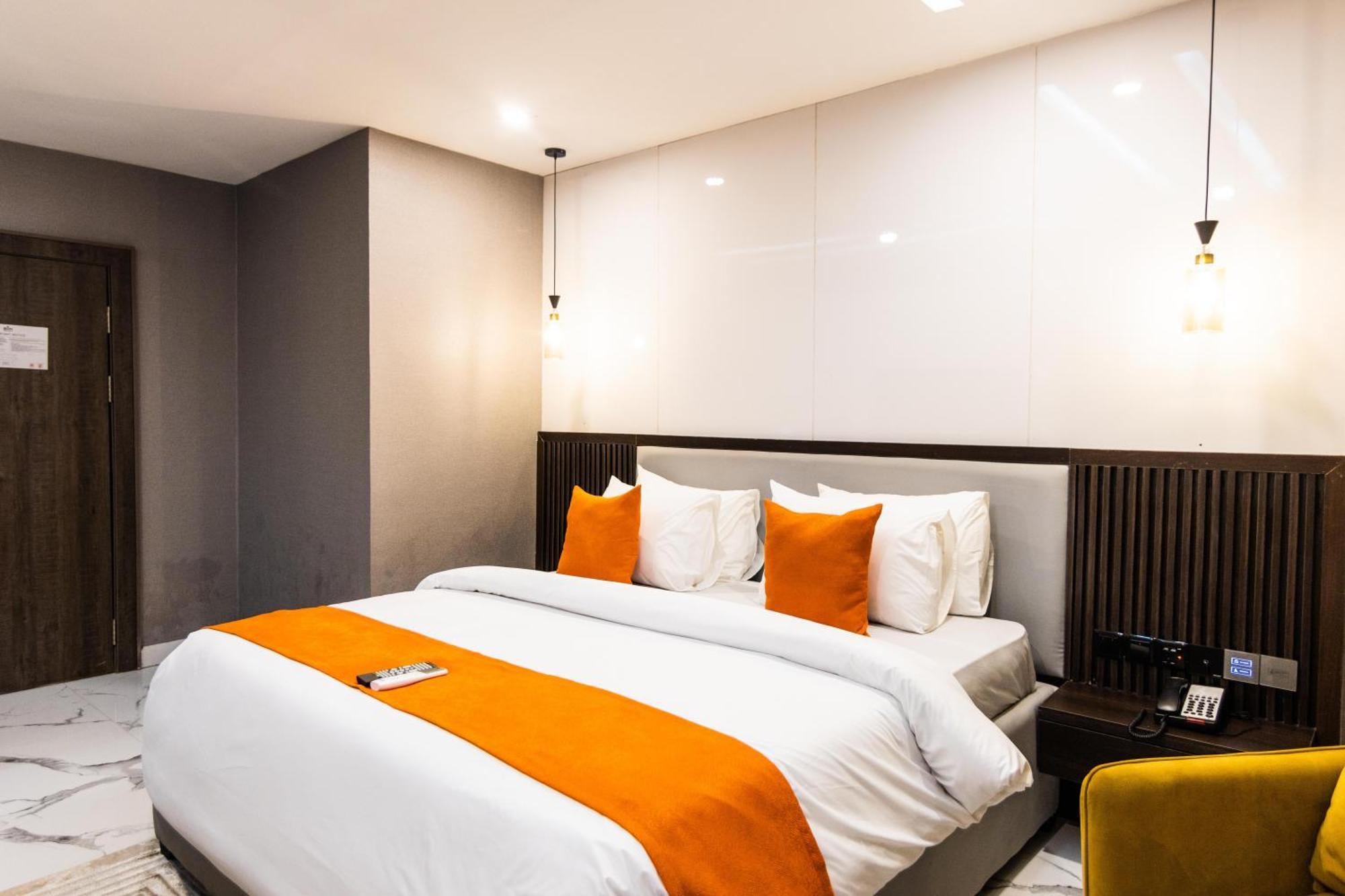 Bon Hotel Nest Garki II Abuja Esterno foto